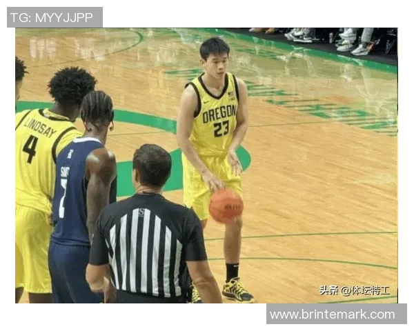 记者谈林葳遭批评：这在NBA和CBA很少见 大学教练更有话语权